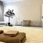 Апартаменты Wiezienna 21c - Parking & Lift - 200m Main Square