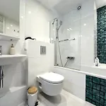 Апартаменты Wiezienna 21c - Parking & Lift - 200m Main Square Вроцлав