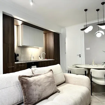 Apartamento Wiezienna 21c - Parking & Lift - 200m Main Square Wrocław