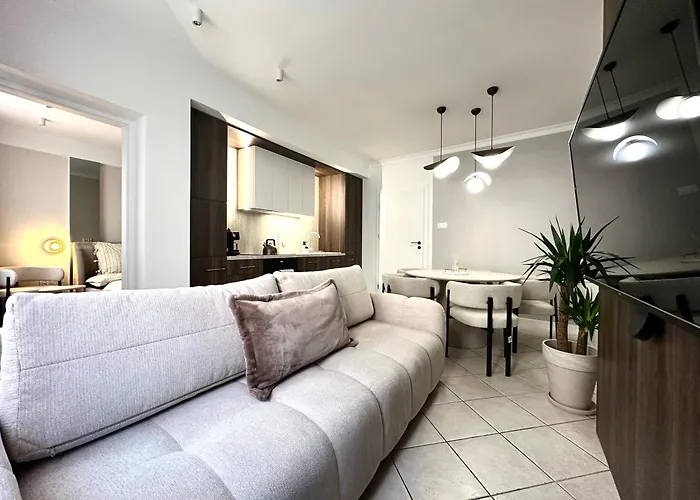 Apartamento Wiezienna 21c - Parking & Lift - 200m Main Square *