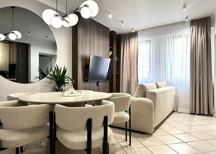 Apartamento Wiezienna 21c - Parking & Lift - 200m Main Square