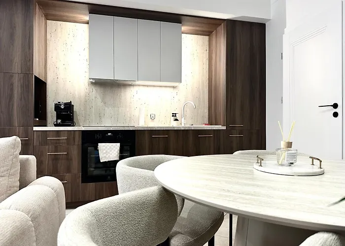 Apartamento Wiezienna 21c - Parking & Lift - 200m Main Square Wrocław