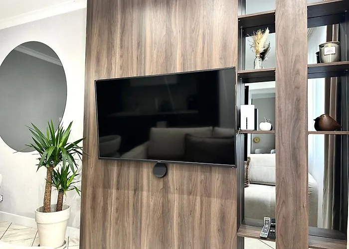 Apartamento Wiezienna 21c - Parking & Lift - 200m Main Square *