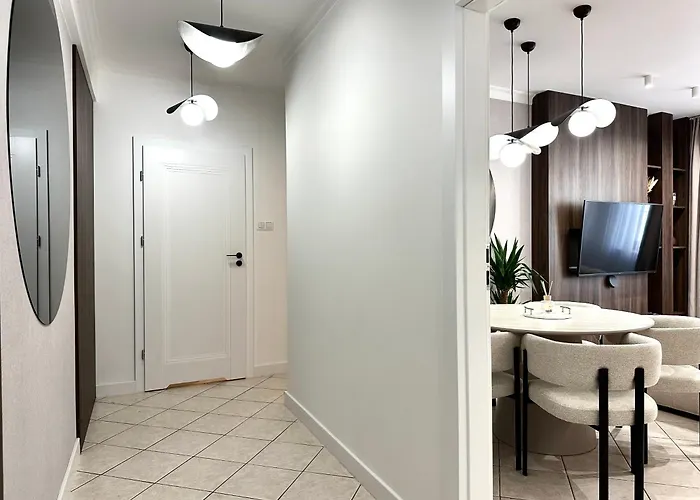 Apartamento Wiezienna 21c - Parking & Lift - 200m Main Square *