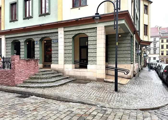 Wiezienna 21c - Parking & Lift - 200m Main Square Apartamento