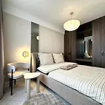 Wiezienna 21c - Parking & Lift - 200m Main Square Breslavia