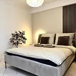 Wiezienna 21c - Parking & Lift - 200m Main Square * Breslavia