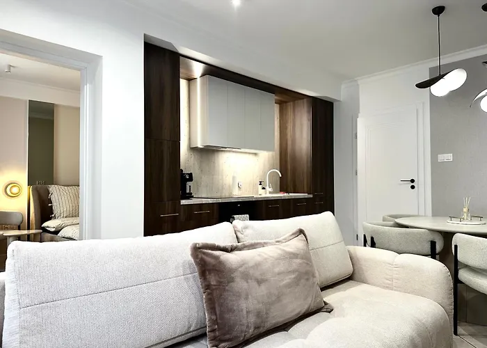 Wiezienna 21c - Parking & Lift - 200m Main Square Breslavia